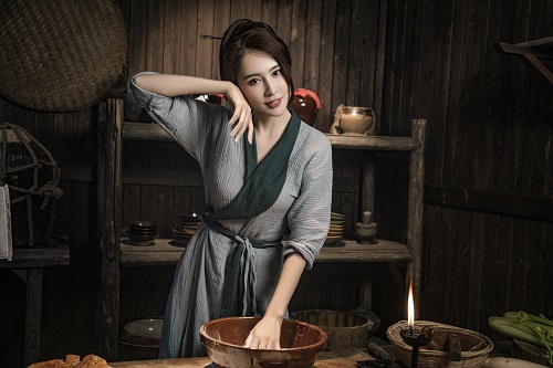 水浒cos大赏!最美潘金莲出演《小浣熊百将传》 水浒cos大赏!最美潘金莲出演《小浣熊百将传》