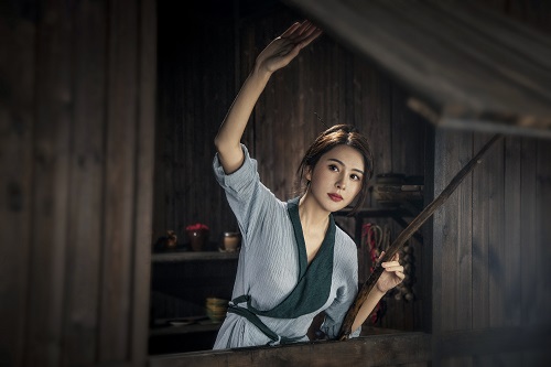 水浒cos大赏!最美潘金莲出演《小浣熊百将传》 水浒cos大赏!最美潘金莲出演《小浣熊百将传》